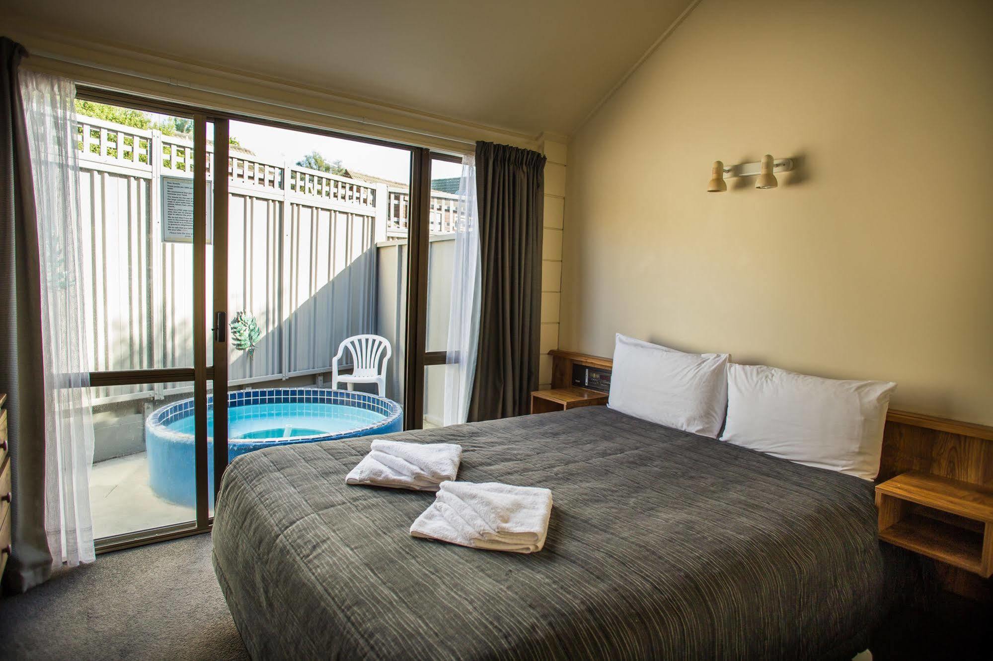 Bennetts Thermal Motor Inn Tauranga Luaran gambar